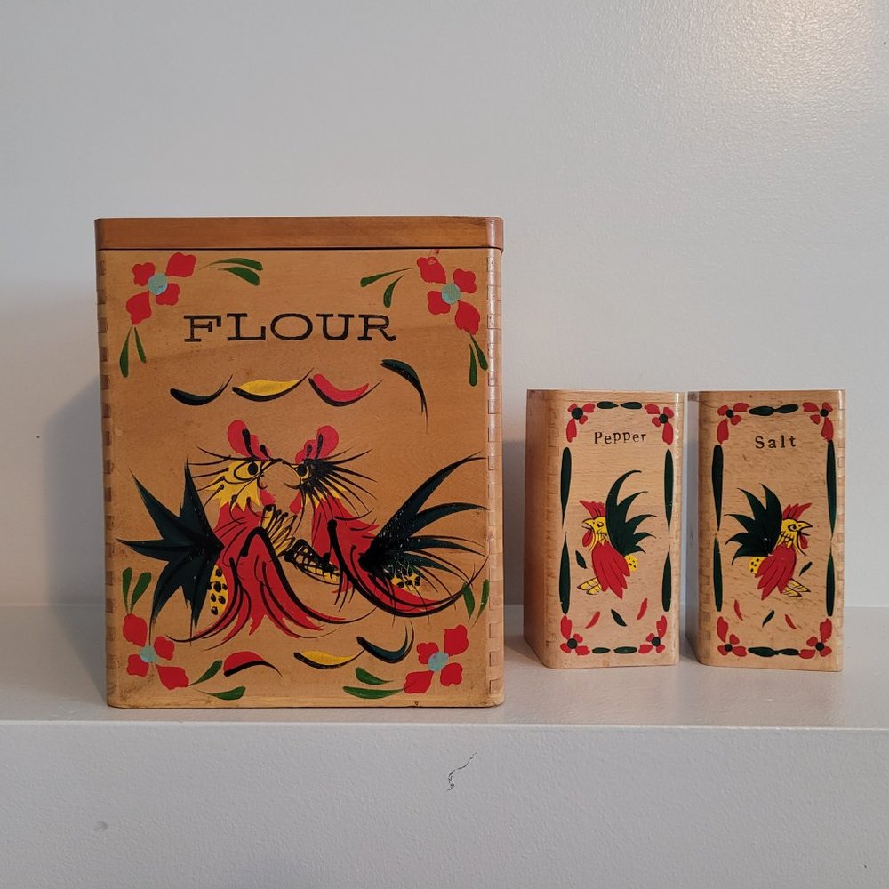 Vintage Chicken/Rooster Wooden Nesting Canister Set - Picture 7 of 9